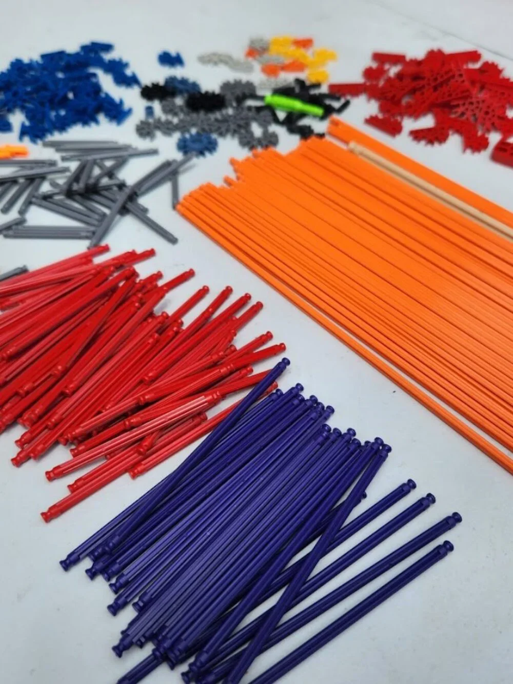 K'NEX Toy Building Set Bulk Lot Mixed Bundle Rods Connectors KNEX STEM Toy Rolle